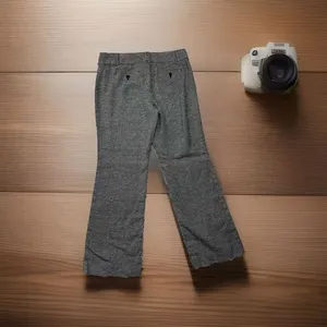 LOFT Womens‎ Trouser Textured Pants Size 10P Gray thumbnail 2