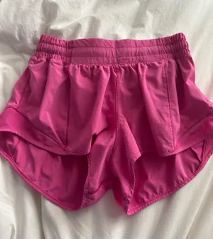 Lululemon Hotty-Hot Low-Rise Short 2.5” Color: Sonic Pink thumbnail 1