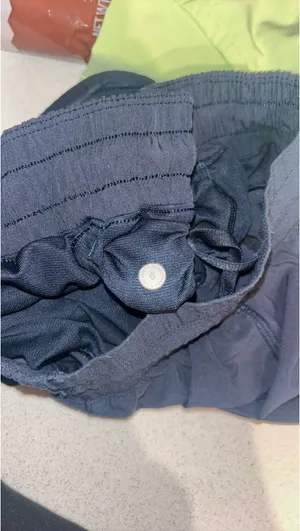Lululemon Hotty Hot 2.5" Shorts Navy Low-Rise 6 thumbnail 3