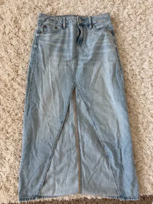 American Eagle Light Wash Denim Maxi Skirt with Front Slit thumbnail 2