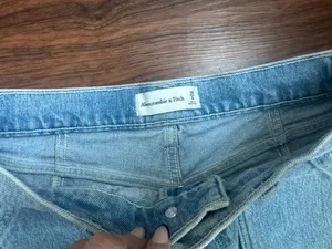 Abercrombie & Fitch blue denim cargo jeans Size 25" #denim #highwaisted Barely warn Thick soft material thumbnail 4