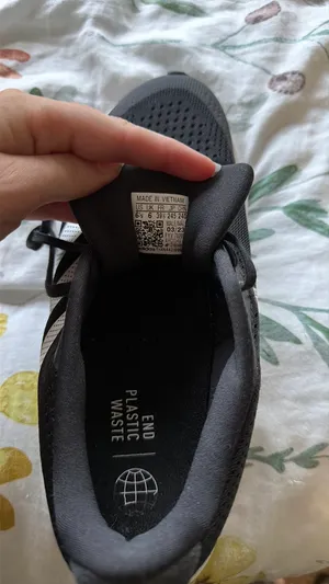 Adidas Black Tennis Shoes thumbnail 8