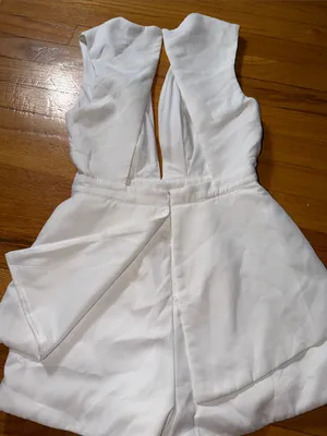 DO+BE Boohoo White Sleeveless Deep V-Neck Romper thumbnail 7
