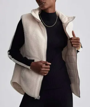 Varley Ellis Gilet Sherpa Reversible Quilted Puffer Vest Medium Beige VAR00942 thumbnail 1