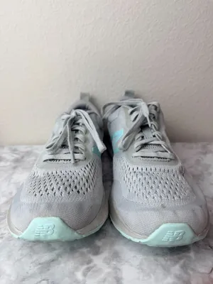 New Balance Fresh Foam Arishi V3 Women’s Size 10 Gray Mint Running Shoes thumbnail 5