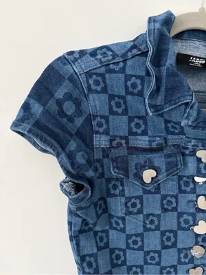 Jaded London Flower Checkered Print Short Sleeve Cropped Y2K 90s Button Down Top thumbnail 4