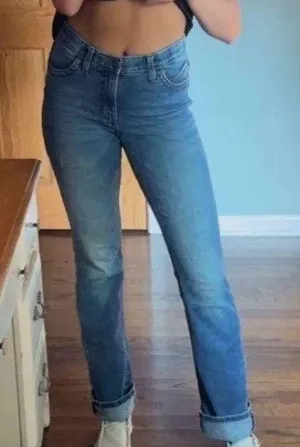 Wrangler Bootcut Jeans thumbnail 1