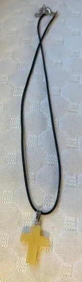 Gold Cross Pendant Necklace thumbnail 1