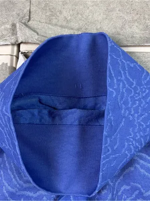Gymshark Women’s Shorts Blue 8” Inseam Size Small High Waist thumbnail 3