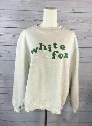 White Fox 4th Edition Oversized Crewneck Sweatshirt Women’s S/M Graphic Pullover thumbnail 1