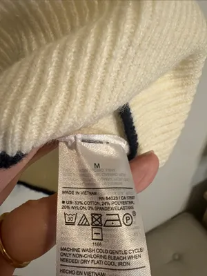 Old Navy so soft Cream V-Neck Sweater Tank with black contrast Trim M thumbnail 3