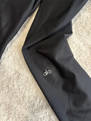 Alo airlift set size medium leggings small bra thumbnail 5