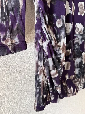 GNW Purple Abstract Print 3/4 Sleeve V-Neck Top thumbnail 4