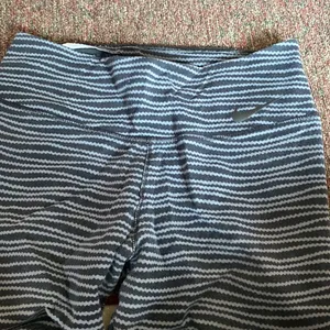 Nike dri fit leggings M‎ thumbnail 5