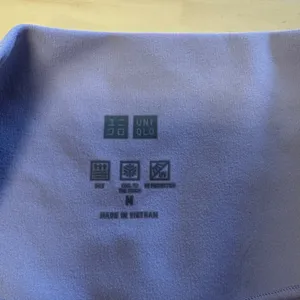 Uniqlo AIRism UV Protection Soft Pocket Leggings Purple Lilac Medium Athleisure thumbnail 7