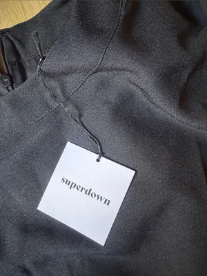 superdown Black Short Sleeve Dress thumbnail 3