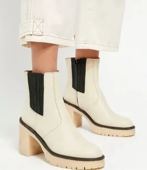 Free People James Chelsea Boot in White With Thick Lug Sole Size EU 38 thumbnail 1
