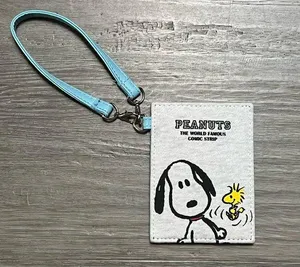 Snoopy peanuts woodstock id card holder thumbnail 1