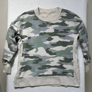 Aerie Green & Cream Camouflage Sweatshirt size M thumbnail 1