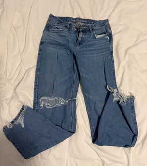 American Eagle Straight 90s Jeans Distressed thumbnail 1