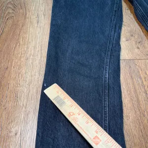 Abercrombie & Fitch Curve Love The Dad High Rise Jeans 25/0L Black Grunge Faded thumbnail 6