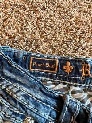 Rock Revival Jeans thumbnail 4