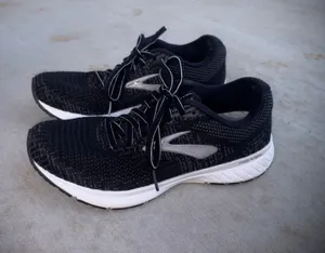 Brooks Revel 3 Women’s Running Shoes Sz 7 Mesh Upper thumbnail 1
