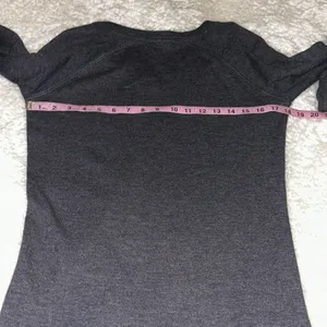 5/$30 🎈 NHL women’s medium ribbed Chicago Blackhawks shirt‎ thumbnail 3