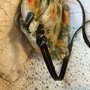 Relic Y2K Vintage Floral Print Shoulder Bag thumbnail 6