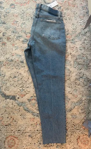 Abercrombie High Rise Skinny Jeans thumbnail 3
