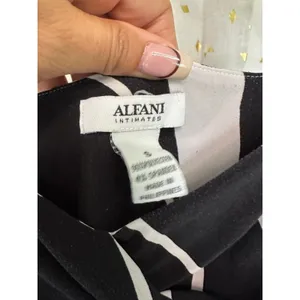 Alfani Hawaiian Inspired Floral Abstract Twisted Front Sleeveless Maxi Dress S thumbnail 3