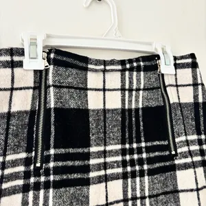 Zaful black and white plaid mini skirt with zippers thumbnail 3