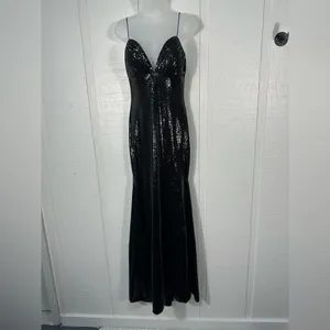 MAC DUGGAL Black Sequined Spaghetti Strap Mermaid Dress Size 4 NWOT thumbnail 2