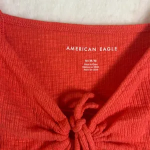 American Eagle coral tie front crop‎ top Size M thumbnail 2