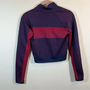 Fabletics Tory‎ Cropped Seamless Jacket in Deep Navy / Haute Red / Lake Small thumbnail 8
