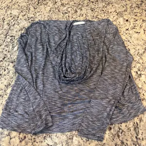 Hollister Lightweight Hoodie Sweatshirt thumbnail 5