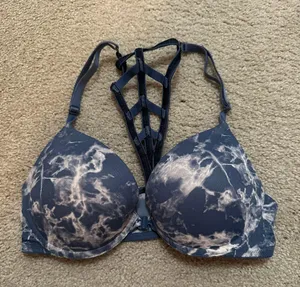 Victoria's Secret PINK Bra thumbnail 1