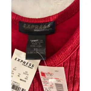 Women's Express XS Ribbed Tank with Rose NWT‎ Y2K thumbnail 2