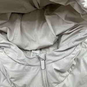 Lululemon thumbnail 9