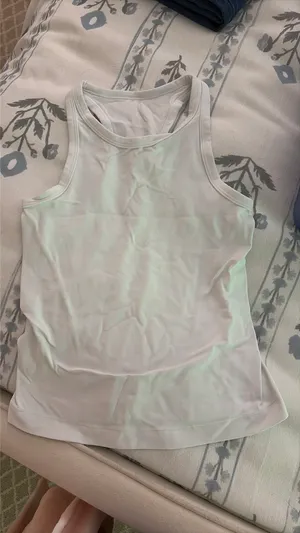 Lululemon White Tank Top thumbnail 4