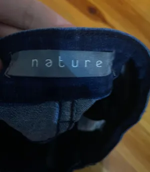 Jeans Shorts Size Large Like New thumbnail 4