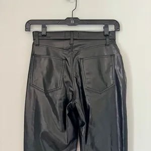 Abercrombie & Fitch Mixed Fabric Ultra High Rise Ankle Straight Jean thumbnail 8
