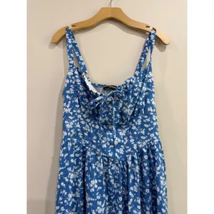 Scarlet Darkness Blue Floral Milkmaid Midi Dress Cottagecore Smocked sz Large thumbnail 3