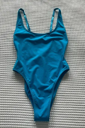 Bathing suit thumbnail 1