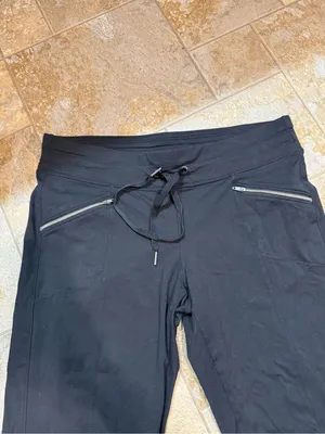 Athleta | Black Active Capri Leggings thumbnail 4