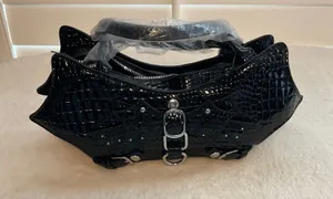 Vegan crossbody Black thumbnail 1