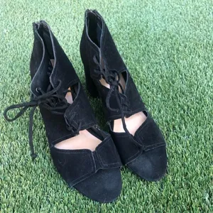 Franco‎ Sarto Black Gazella Suede Lace Up Block Heeled Boots 8.5 thumbnail 3
