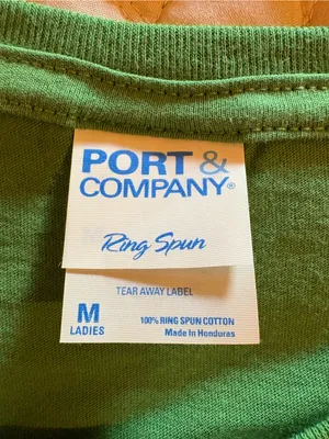 Port & Company gardening enthusiasts t-shirt punny phrase "Hoeing Ain't Easy” M thumbnail 4