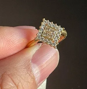 Simulated diamond shaped gold plated ring size 5 thumbnail 6