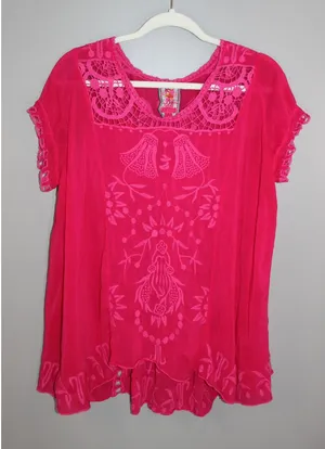 Johnny Was Tunic Top Womens L Pink Great Embroidered Crochet Rayon C17318-2 thumbnail 1